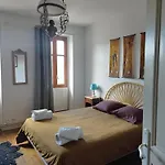 Par Saint Georges ! Appartamento Cahors