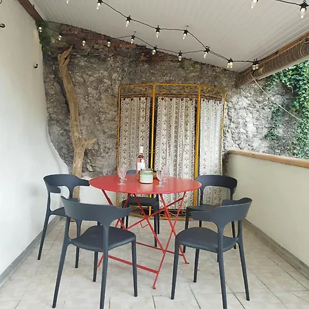 Par Saint Georges ! Apartament Cahors