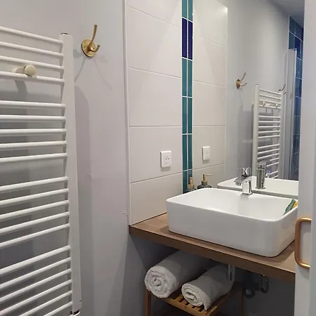 Par Saint Georges ! *